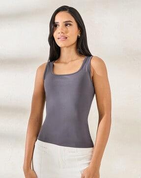 women curve square neck solid slim fit tank top