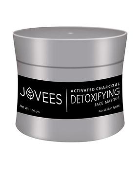 women detoxifying face masque-activated charcoal