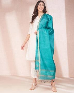 women dupatta with contrast border & tassel accent