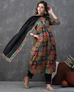 women embellished a-line kurta & pants with dupatta
