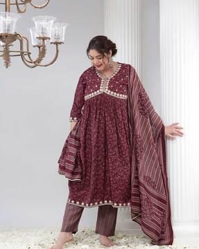 women embellished a-line kurta set