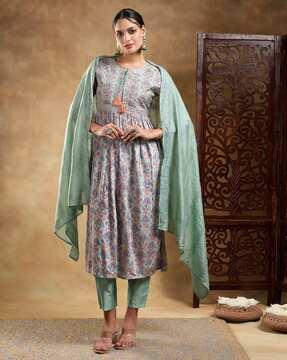 women embellished a-line kurta set