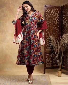 women embellished a-line kurta set