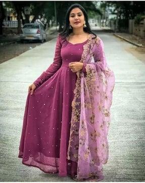 women embellished anarkali kurta set