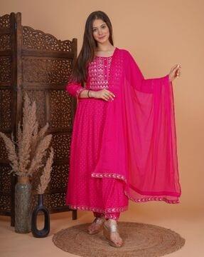 women embellished anarkali kurta set