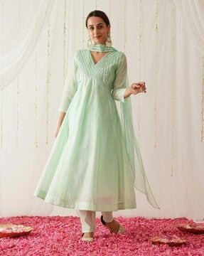 women embellished anarkali kurta set