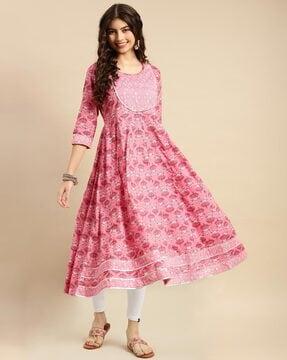 women embellished anarkali kurta set