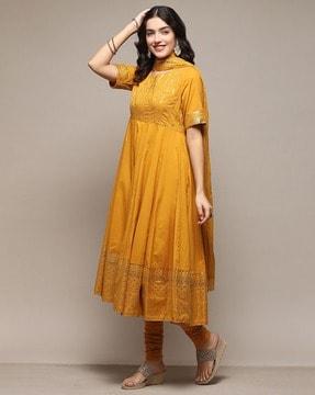 women embellished anarkali kurta with churidar pants & dupatta