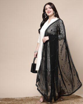 women embellished dupatta with lace border