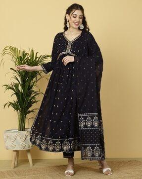 women embellished flared kurta set