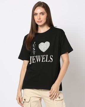 women embellished loose fit round-neck t-shirt