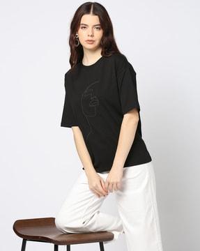 women embellished oversized fit crew-neck t-shirt