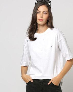 women embellished oversized fit round-neck t-shirt