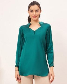 women embellished regular fit top