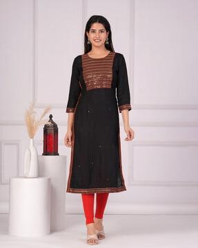 women embellished round-neck straight kurta