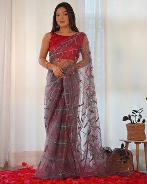 women embellished saree with lace border