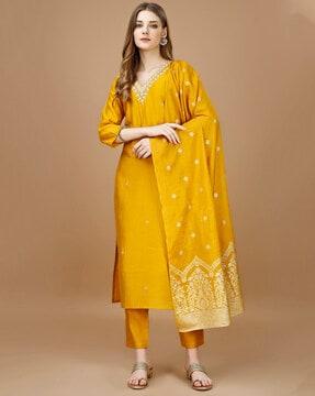 women embellished straight kurta set with dupatta