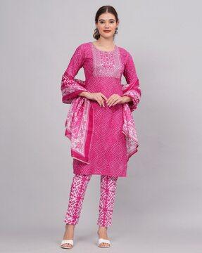 women embellished straight kurta set