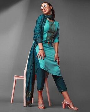 women embellished straight kurta set