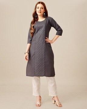 women embellished straight kurta with pants