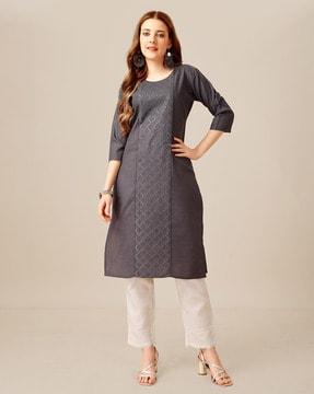 women embellished straight kurta with pants