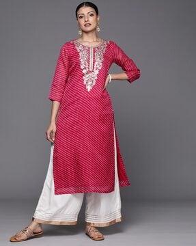 women embellished straight kurta