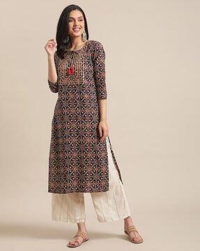 women embellished straight kurta