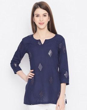 women embellished straight kurti