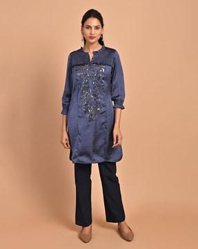 women embellished straight kurti