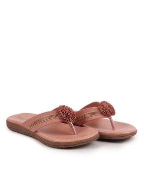 women embellished t-strap flip-flops