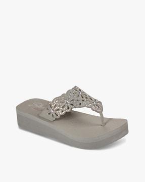 women embellished thong-strap flip-flops