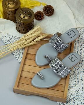 women embellished toe-ring flat sandals