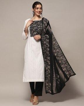 women embroidered 3-piece dress material