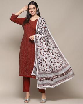 women embroidered 3-piece dress material