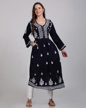 women embroidered a-line kurta & pants set