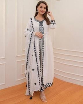 women embroidered a-line kurta set