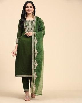 women embroidered anarkali kurta set