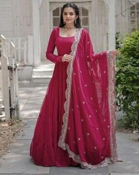 women embroidered anarkali kurta set