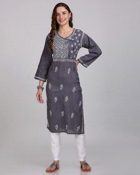 women embroidered angrakha kurta