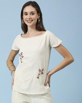 women embroidered boat-neck straight tunic