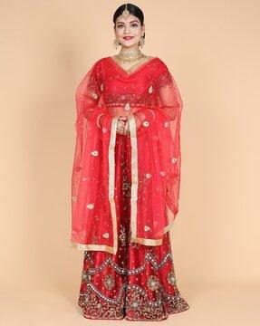 women embroidered dupatta with lace detail