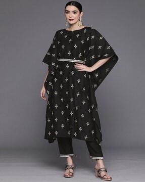 women embroidered kaftan kurta with pants