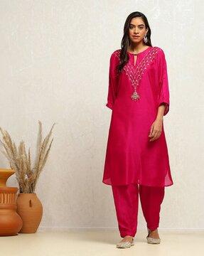 women embroidered kurta & salwars set