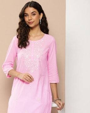 women embroidered no darts straight kurta