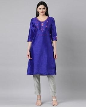 women embroidered no darts straight kurta