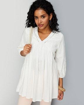 women embroidered regular fit tunic