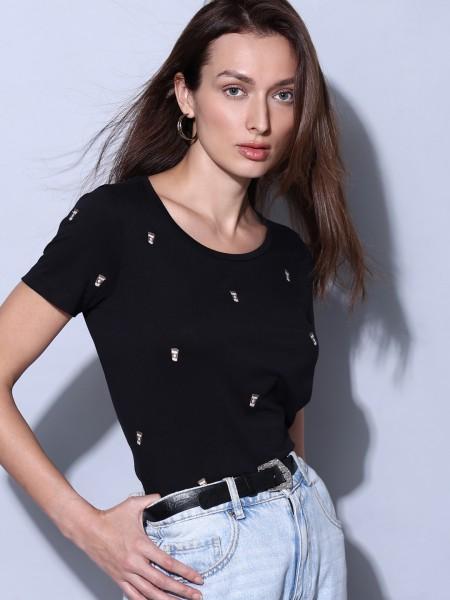 women embroidered round neck cotton blend black t-shirt