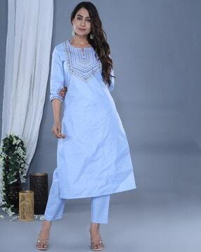 women embroidered straight kurta & pants set