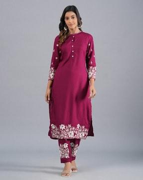 women embroidered straight kurta & pants set