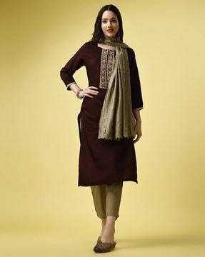 women embroidered straight kurta & pants with dupatta